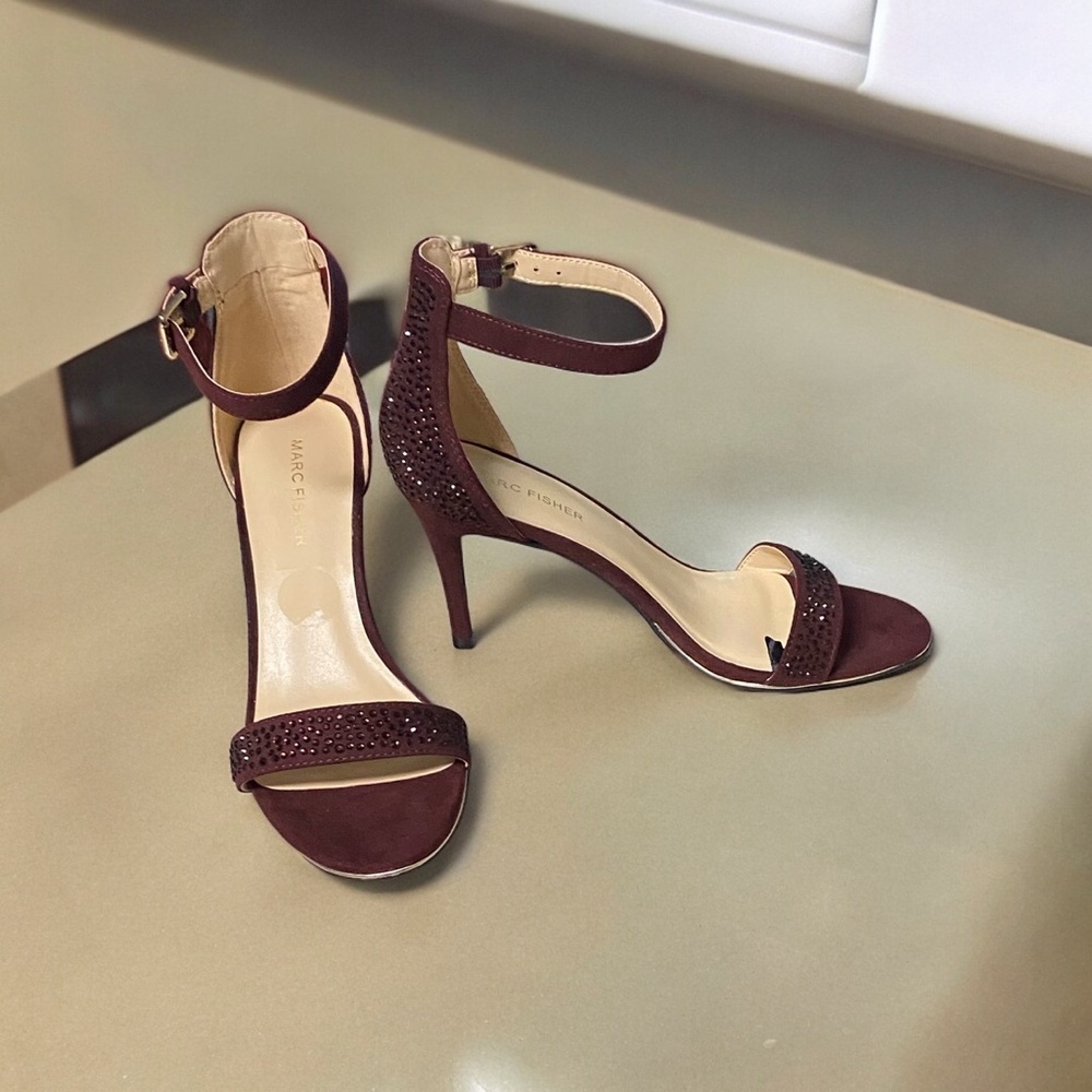 Marc Fisher Betye Jeweled Burgundy Shoes Size 8M. NWOT. 4 inch Heels Beautiful - Picture 8 of 16